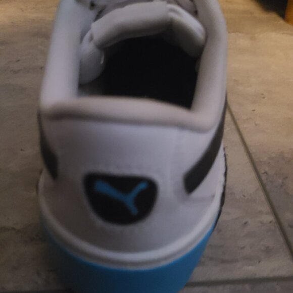 Custom puma size 6 women shoes - Picture 5 of 7